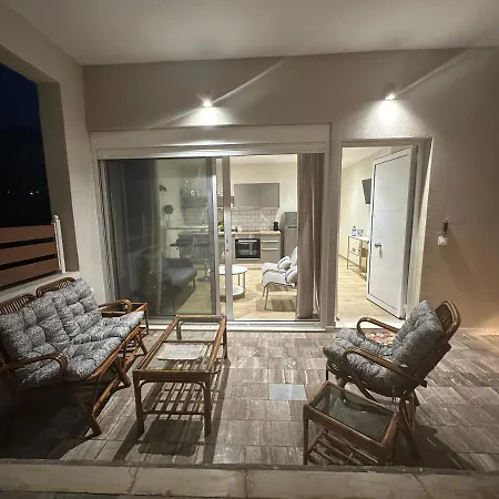 Seaside Archontiko * Arkhondikon