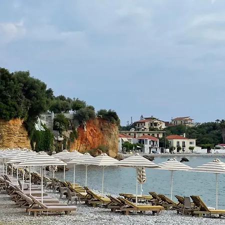 Seaside Archontiko Apartment