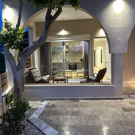 Seaside Archontiko