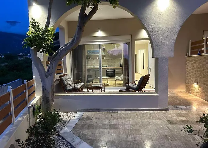 Seaside Archontiko